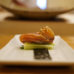 鮨おばな - ◆ひもきゅう海苔巻き（閖上）
      9月から解禁したばかりの堂々たる閖上産。