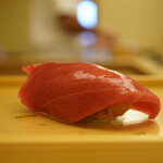 鮨おばな - ◇中トロ（大間）
      背中のトロ。