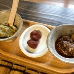 知憩軒 - 朝食②ばんけ味噌は春先に一年食べる分を作るそうです