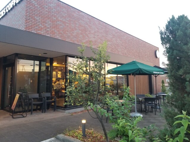 スターバックスコーヒー 帯広白樺通り店（Starbucks Coffee） - 西帯広（カフェ）の写真