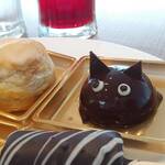 オアシス - マロンパイ、ショコラとベリーのムースもとても美味しかったです。