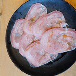 焼肉きんぐ - 豚タン