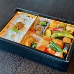 日本料理 三嵋 - 料亭の弁当