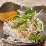 エローラ - ランチのサラダ