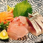 イザカヤ コン - 刺し盛り