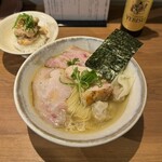 ジャパニーズ ラーメン 五感 - 特上塩らぁめん¥1900、炭火おにくごはん¥500、瓶ビール（小）¥500