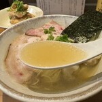ジャパニーズ ラーメン 五感 - 