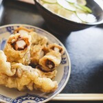 ヨコクラうどん - ゲソ天（カットしてもらえます）