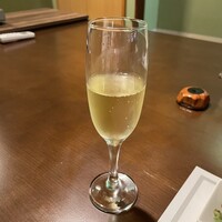 芝 - 【松コース】福岡おすすめスイーツランクアップ＋2時間飲み放題 仲居お任せコース（川沿い個室確約）
                    ウェルカムシャンパン
