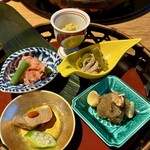 鶴鳴館 松坂屋本店 - 突き出し