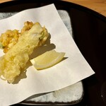 鶴鳴館 松坂屋本店 - 天ぷら、きすとかき揚げ。これらが1番美味しかった。サクサク