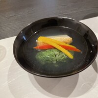 しゅん逢 紗々木 - 【お昼の特別懐石】八寸、炊き合わせ、焼物、釜飯など全8品（半個室確約・2～3名様・食材グレードアップ）
                    お椀