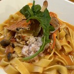 ゼンゼロ - 渡り蟹とズワイ蟹のトマトクリーム 生タリアテッレ