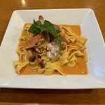 ゼンゼロ - 渡り蟹とズワイ蟹のトマトクリーム 生タリアテッレ