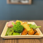 旬の野菜と焼肉 大地の匠 - 