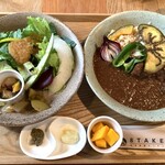 8TAKE - 8TAKEカレー たっぷり農園野菜と共に ¥1400