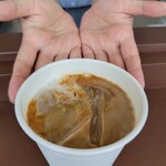 B-yond - バニラ・ラテ  570円　お手々  プライスレス