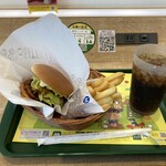モスバーガー - ハンバーガーのふっくら感が良いですね❗️