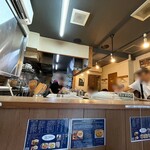 ラーメン 健やか - 内観