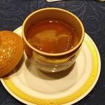 中国料理 竹園 - 2皿目　気仙沼産フカヒレと柔らか蒸し鮑入り乾貨の壺煮込み