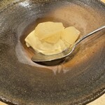勢麟 - アイスと白ワインでコンポートした梨