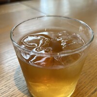 RACINES - ランチサービスのお茶が美味しい