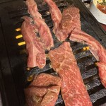 牛肉商 牛旬 三郎 - 