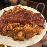 牛肉商 牛旬 三郎 - 