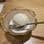 那古野 しば福や - デザートのクリームチーズのアイス