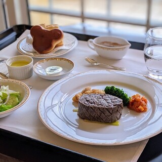 東京ディズニーランドホテル_1