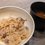 USHIGORO S. - 松茸と厳選部位の土鍋ご飯