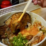 豚マニア丼 稲田屋 サン - 