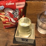 麹町いづみや しろ - カルビーかっぱえびせん ・栄光富士 SHOOTING STAR 純米吟醸無ろ過生原酒 