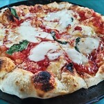 ダニエルハウス - ランチセットマルゲリータ￥1580