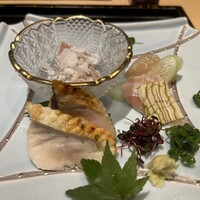 銀座焼とり 京丹波 - 5日間熟成 高坂鶏の刺身盛り合わせ