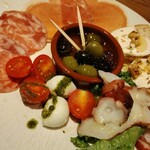 伊太利亜市場BAR - 