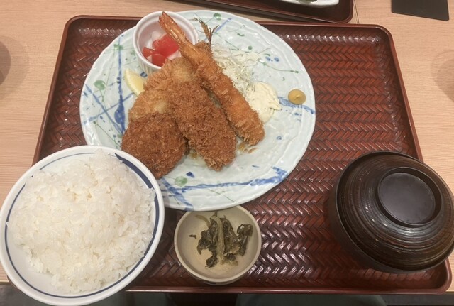 Tsukiji Shokudo Genchan Ikebukuro Sunshine City Ten photo 2