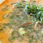 支那そば餐休 - 名物そば¥980内