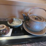 なだ万 - 松茸土瓶蒸し