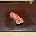 千葉たかおか - 近海本鮪の大トロ(勝浦産、137kg、蛇腹)