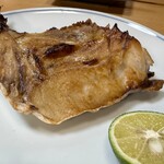 千成寿司 - ブリカマ焼き