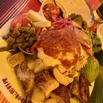 墨国回転鶏料理 - バブル盛り（半羽）