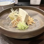 酒亭 田中 - 地鶏そぼろと自家製豆腐（酒亭 田中）2024.6