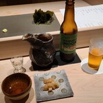 千葉たかおか - ガリ、若布(千葉県鴨川産)、薄切り酢蓮根(千葉県鴨川産)、自家製ポン酢 
      肴が始まる前にビールと共に少しずつ
      オーケストラの演奏が始まる前の楽器の音出しの様にしっそりと秘めやかに！しみじみと美味しい