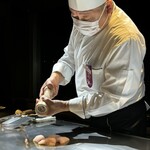 鉄板焼 石狩 - 白崎修一シェフ