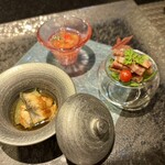 鉄板焼 石狩 - ジュンサイとフルーツトマト
      和牛の低温ローストタルタル仕立て
      鰻と賀茂茄子の含め煮