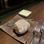 ル・ゴロワ フラノ - 蕎麦粉入り自家製パン