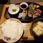 馬刺しと焼き鳥 グルマン三年坂 - 