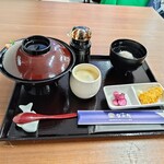 お魚のなかだ - 海鮮丼御膳　いただきます♪