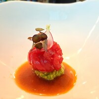 Jean-Georges Tokyo - ⚫本マグロ、ジンジャー、ソイソース、ラディッシュ